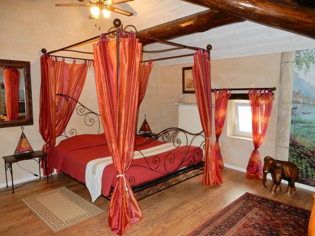 Sérignan-du-Comtat Le Chateau Des Estubiers Bed & Breakfast エクステリア 写真
